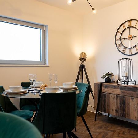 Trendy City Centre Apartment With Free Parking Cardiff Luaran gambar